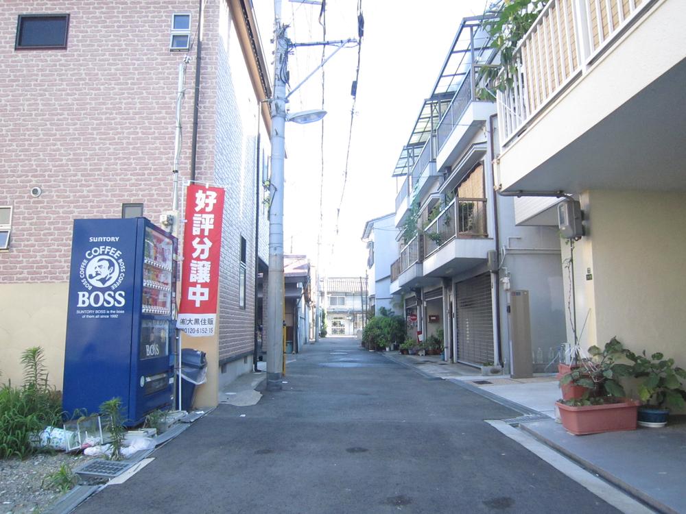 Other. Minute walk 5 to supercomputers, "Sandy", It is conveniently located to shopping. 