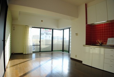 Living and room. LDK13 Pledge spacious living
