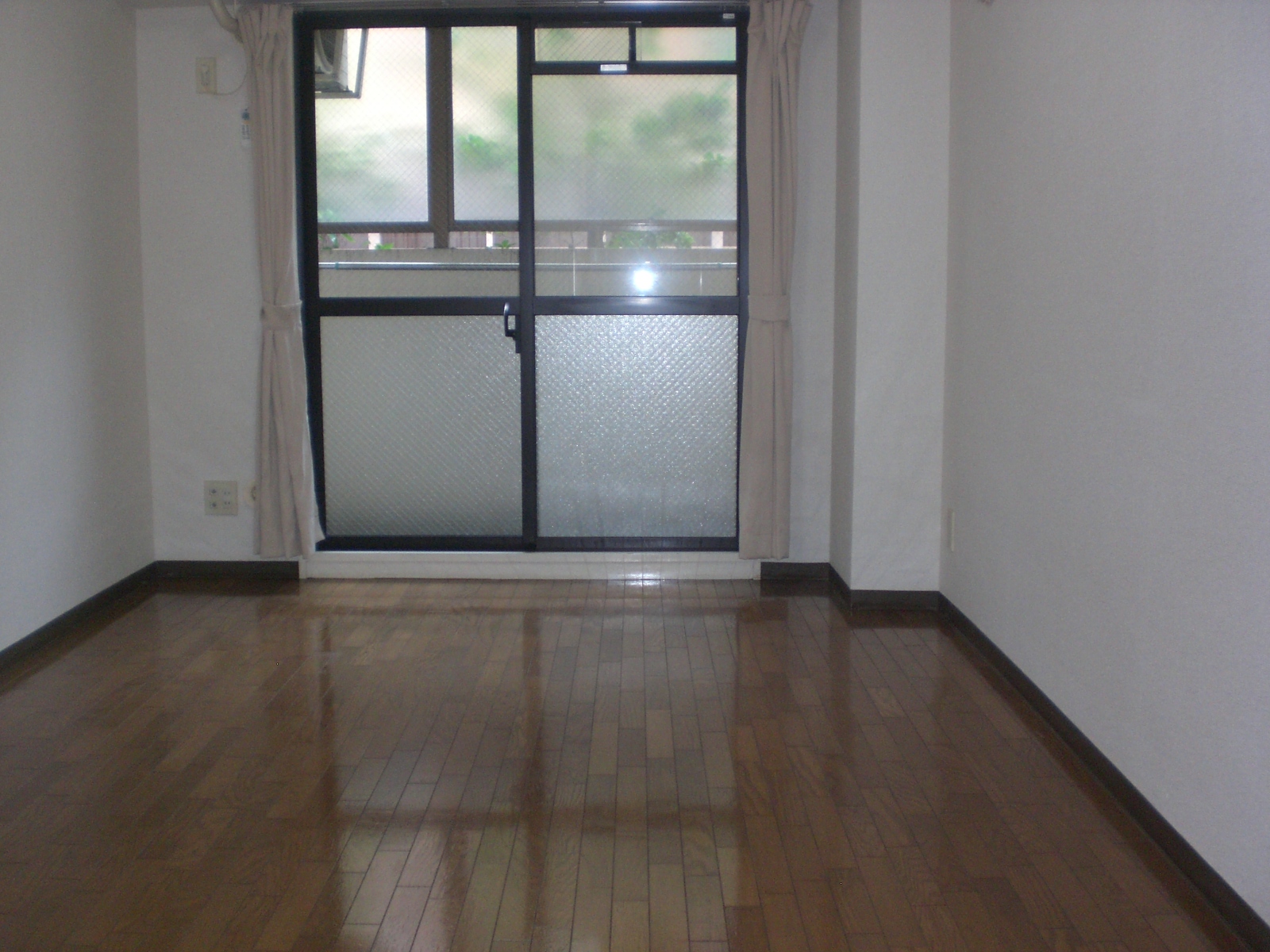 Living and room