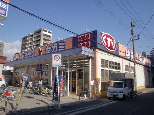 Dorakkusutoa. Drag Segami Sekime shop 270m until (drugstore)