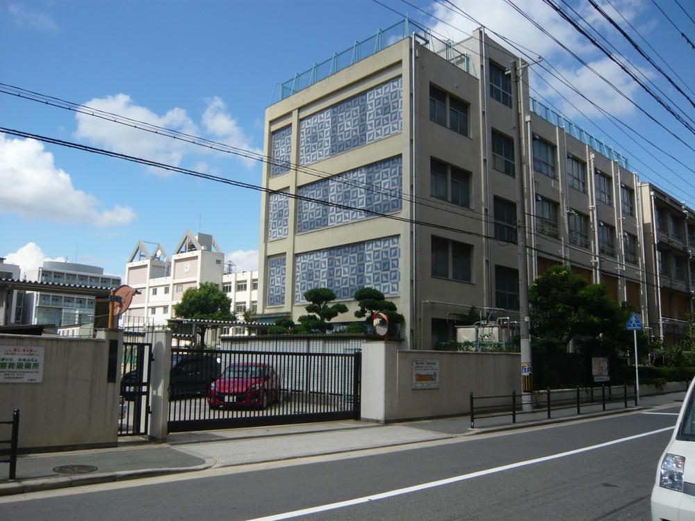 Other. Elementary school is popular Enami elementary school.