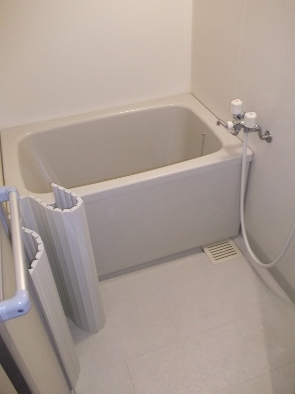 Bath. It is with a bathroom drying function!