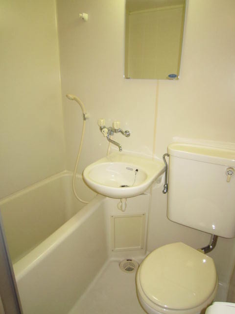 Bath. bus ・ Toilet together! !