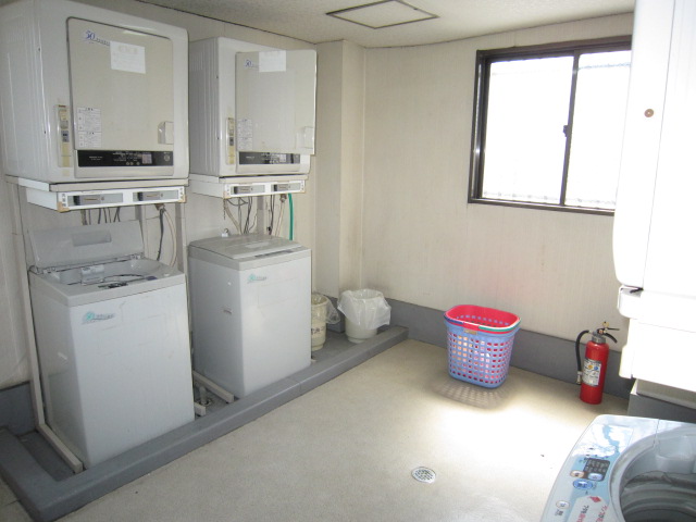 Other common areas. Launderette