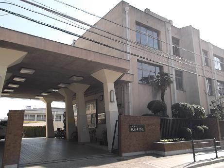 Junior high school. 1259m to Osaka Municipal Joto Junior High School