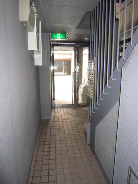 Other common areas. Corridor! !