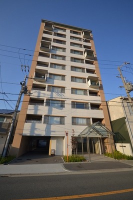 Building appearance. appearance
