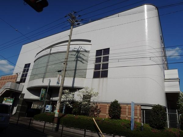 Other. Joto 200m until the indoor pool 3-minute walk