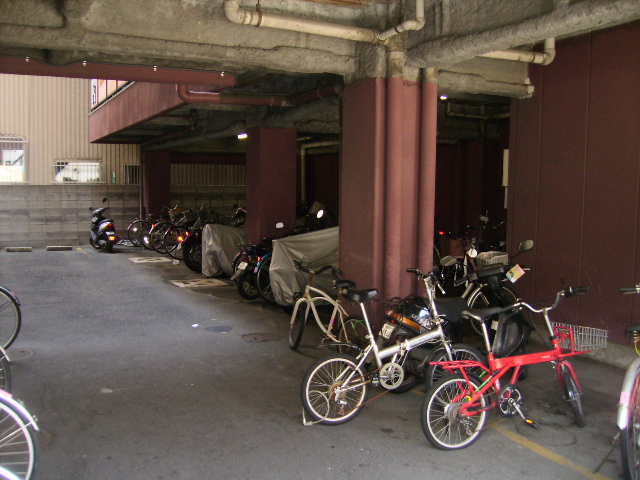 Parking lot. 1st floor / Bicycle-parking space ・ Parking Lot
