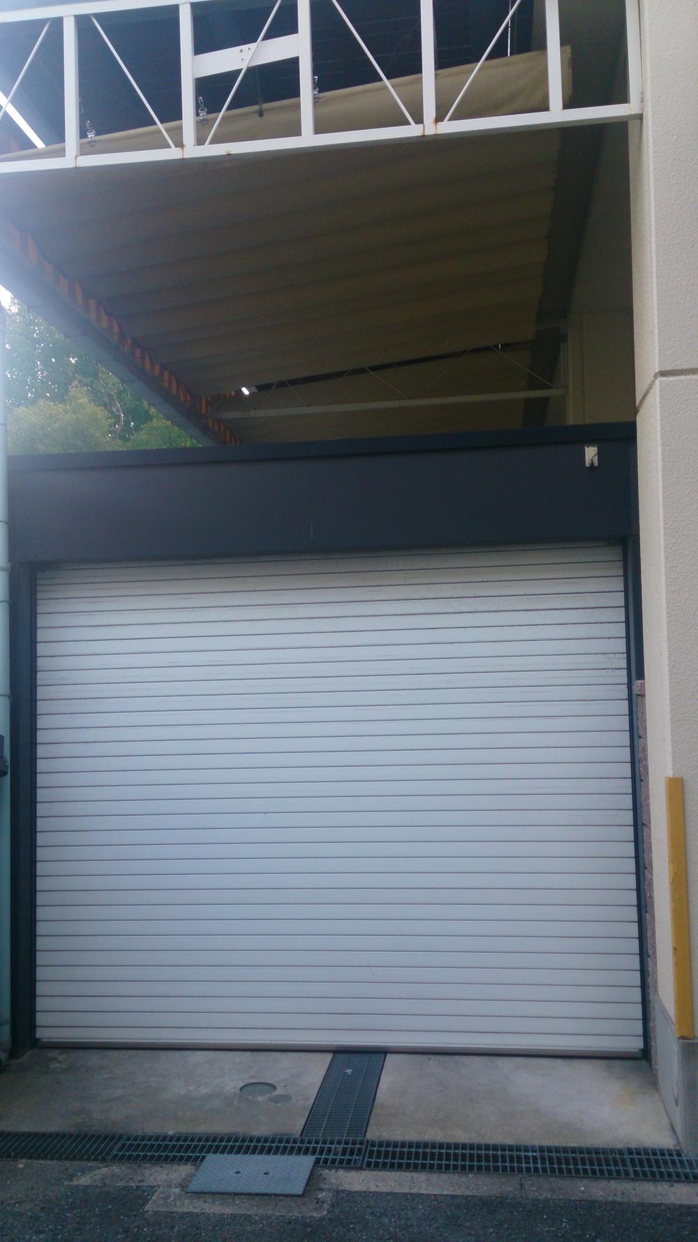 Parking lot. Car two cars can park. 