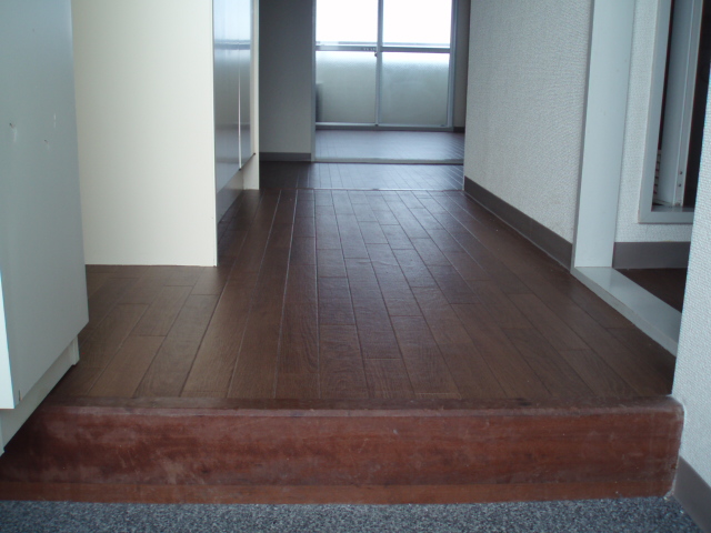 Other room space. Corridor