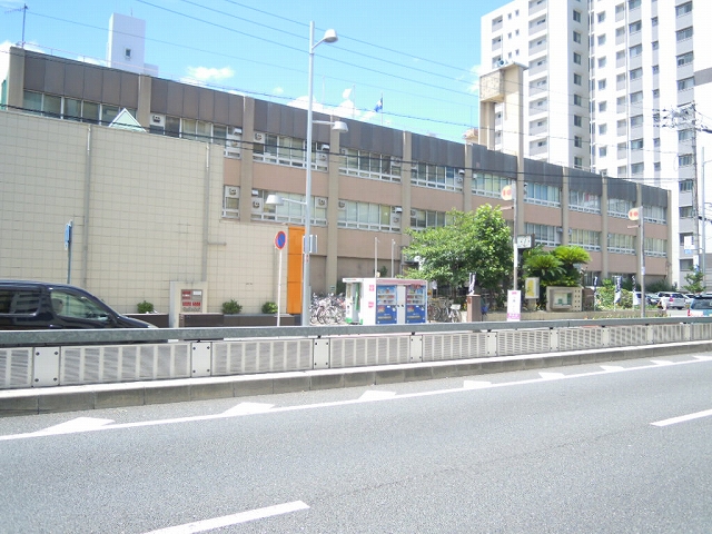Government office. 935m to Osaka Joto Ward (government office)