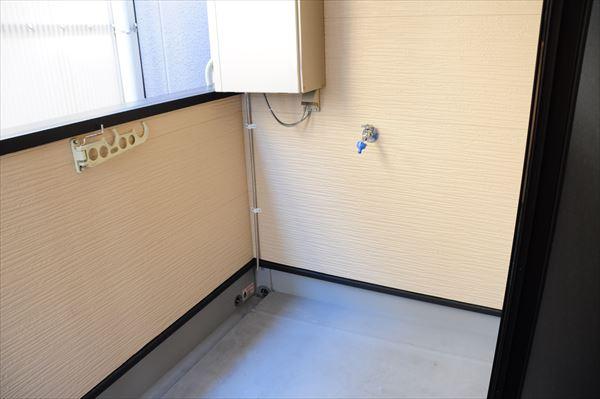 Balcony. Second floor balcony