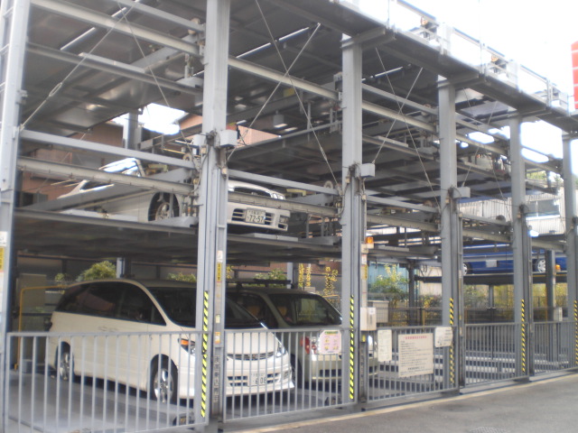 Parking lot