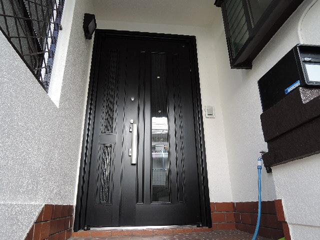 Local appearance photo. Local (12 May 2013) Shooting