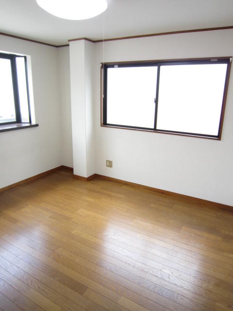 Living and room. Western-style 6 Pledge! !