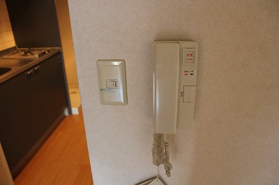 Security. Auto-lock is equipped