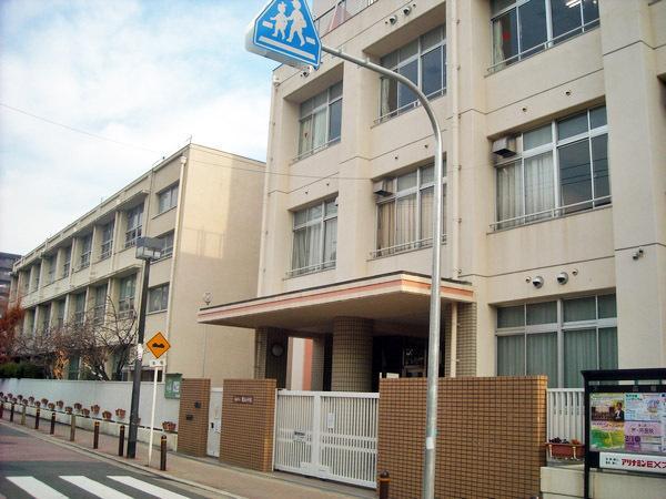 Other. Sekime elementary school 9 minute walk