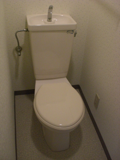 Toilet. Washlet is possible installation.