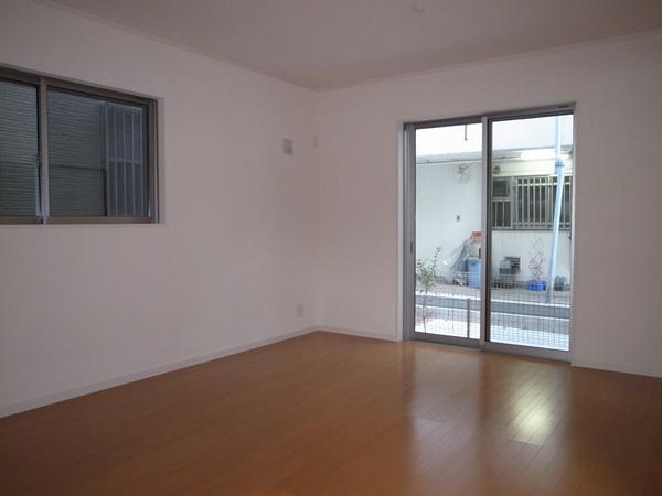 Living. Living room with the family of smile gather ☆