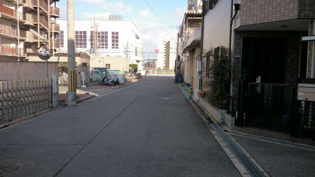 Other local. Wide road I am happy. 