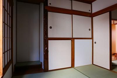 Non-living room. Indoor (01 May 2014) Shooting