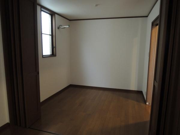 Non-living room. 3rd floor Western-style 4.5 Pledge. The Orito to 9 quires you open. 