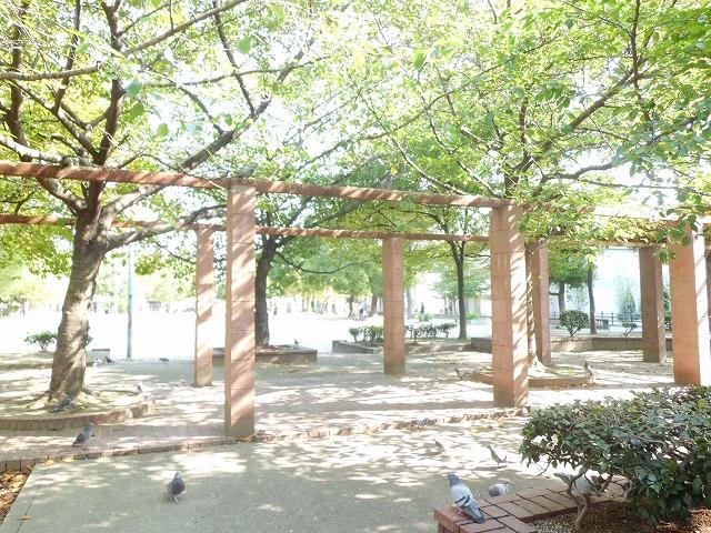 Other. West Sekime park within walking distance