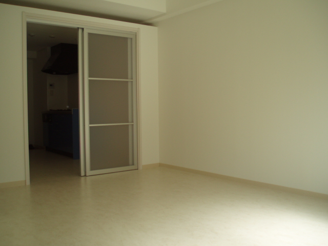 Living and room. Western-style 12 Pledge