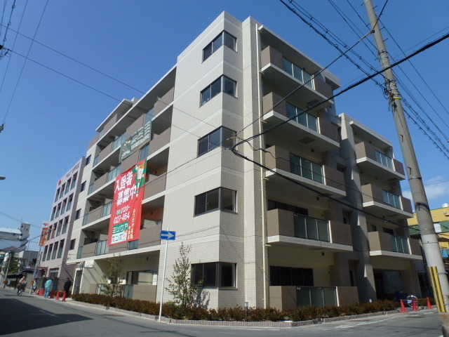 Building appearance. Today of handsome appearance