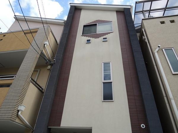 Local appearance photo