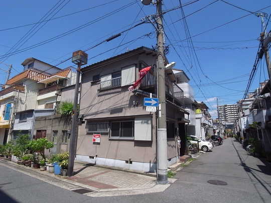 Local appearance photo