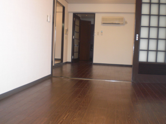 Living and room
