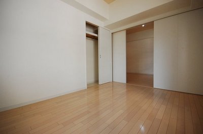 Living and room. Western style room There closet