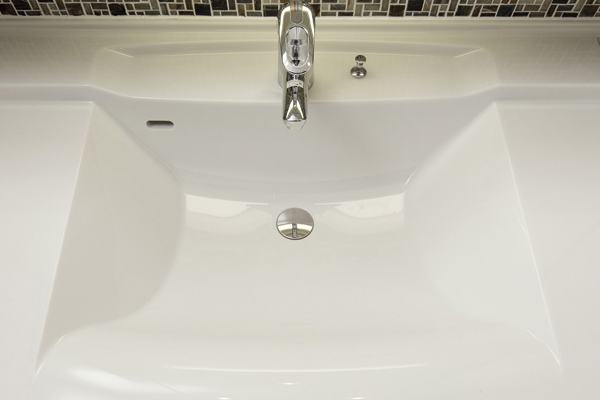 Bathing-wash room.  [Bowl-integrated counter] Adopt the artificial marble of the bowl-integrated counter with cleanliness. The ease of the seam without care is also attractive (same specifications)