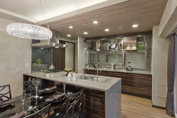 Kitchen.  [kitchen] And advanced features to support the busy day-to-day kitchen work, It is also the beauty to be able to spend comfortably did their consideration comfortable space (B2 type model room)