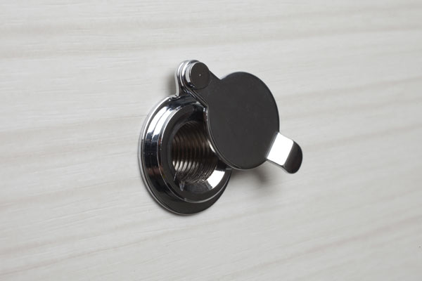 Security.  [Lid door scope] Door scope of the entrance you can see the Visitors, With lid has been adopted. We do not have to worry about that peeped from outside (same specifications)