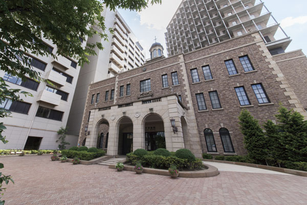 Surrounding environment. Saiseikai Nakatsu Hospital (11 mins ・ About 840m)