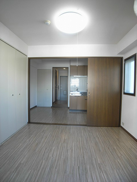 Other. In your room with depth, Day is also good. 