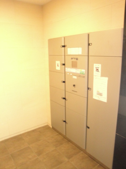 Other common areas. Living alone essentials "door-to-door delivery BOX"! !