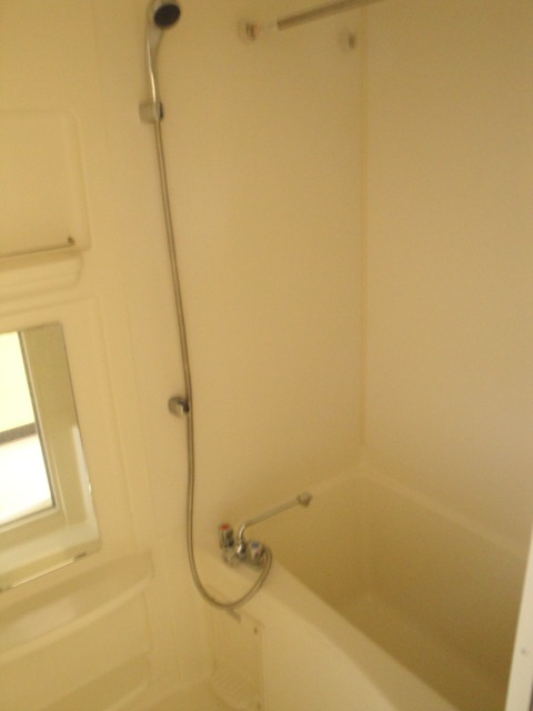 Bath. It has been clean cleaning! !