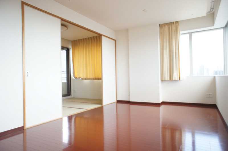 Living and room. LDK17.5 Pledge