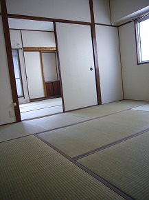 Other room space. There is also the use Hiroku to Akehanashi