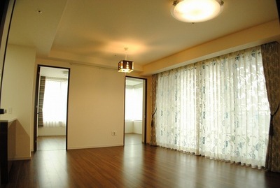 Living and room. LDK18.2 Pledge