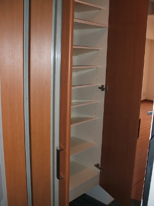 Entrance. Large shoes BOX! 