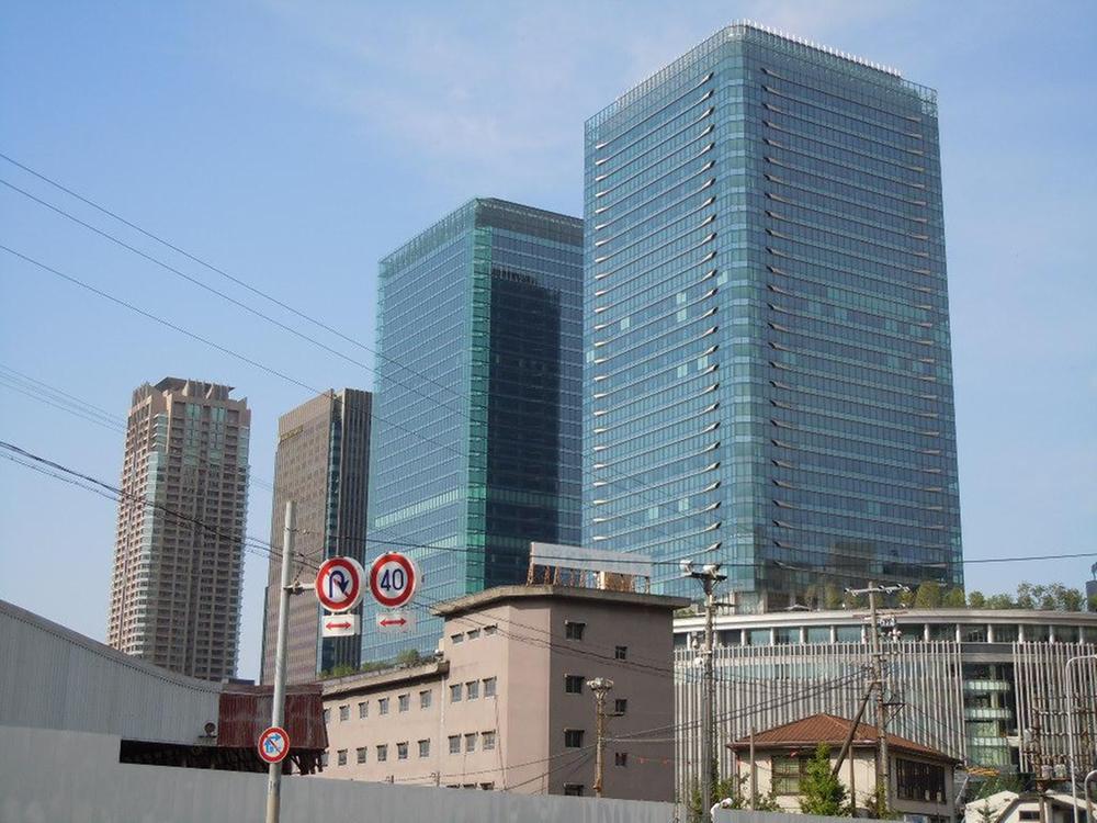 Shopping centre. Measures to conserve energy 						 / 							Corresponding to the flat-35S 						 / 							Seismic fit 						 / 							Immediate Available 						 / 							2 along the line more accessible 						 / 							LDK18 tatami mats or more 						 / 							Riverside 						 / 							See the mountain 						 / 							It is close to the city 						 / 							Facing south 						 / 							System kitchen 						 / 							Bathroom Dryer 						 / 							Corner dwelling unit 						 / 							Yang per good 						 / 							All room storage 						 / 							Flat to the station 						 / 							A quiet residential area 						 / 							Around traffic fewer 						 / 							Starting station 						 / 							top floor ・ No upper floor 						 / 							High floor 						 / 							Mist sauna 						 / 							Face-to-face kitchen 						 / 							3 face lighting 						 / 							Barrier-free 						 / 							2 or more sides balcony 						 / 							South balcony 						 / 							Bicycle-parking space 						 / 							Elevator 						 / 							Otobasu 						 / 							Warm water washing toilet seat 						 / 							The window in the bathroom 						 / 							TV monitor interphone 						 / 							Urban neighborhood 						 / 							Mu front building 						 / 							Ventilation good 						 / 							All living room flooring 						 / 							Good view 						 / 							IH cooking heater 						 / 							Dish washing dryer 						 / 							Or more ceiling height 2.5m 						 / 							Water filter 						 / 							Pets Negotiable 						 / 							BS ・ CS ・ CATV 						 / 							Flat terrain 						 / 							Floor heating 						 / 							Delivery Box 						 / 							Bike shelter