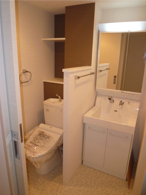 Washroom. American Separate of fashion!