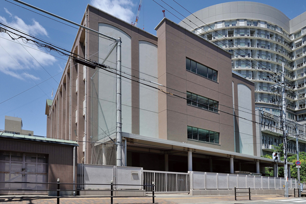 Surrounding environment. Municipal Ogimachi elementary school (a 5-minute walk ・ About 400m)