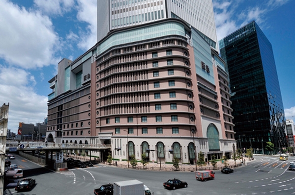 Hankyu Department Store Hankyu Umeda head office (8-minute walk / About 590m)