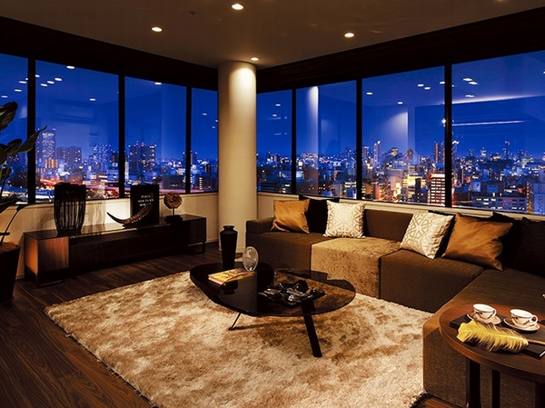 In the model room H type (June 2013 shooting), Those obtained by combining the local 15th floor equivalent to view photos (5 May 2013 shooting), In fact a slightly different. It is included paid option. furniture ・ Not included, such as furniture is on sale price